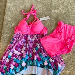 Rose gal mermaid print tankini NWT